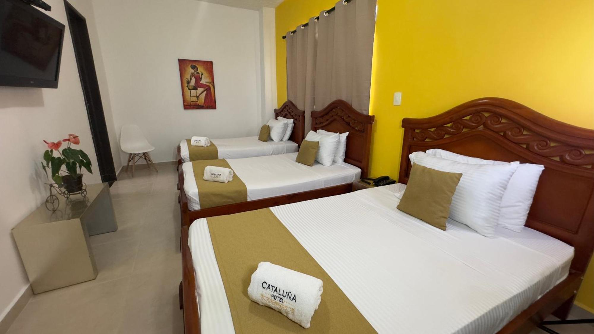 Hotel Cataluna - Soluciones Hoteleras Pereira Exterior photo